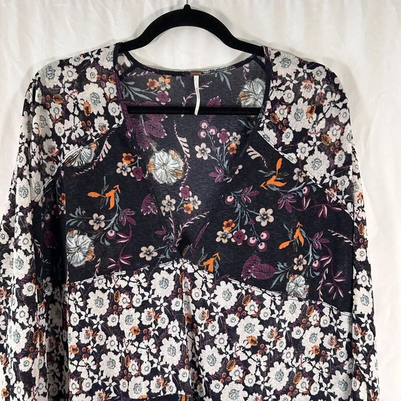 Free People Blouse Women's Medium Purple Floral Vneck Long Sleeve Sheer - Picture 2 of 10